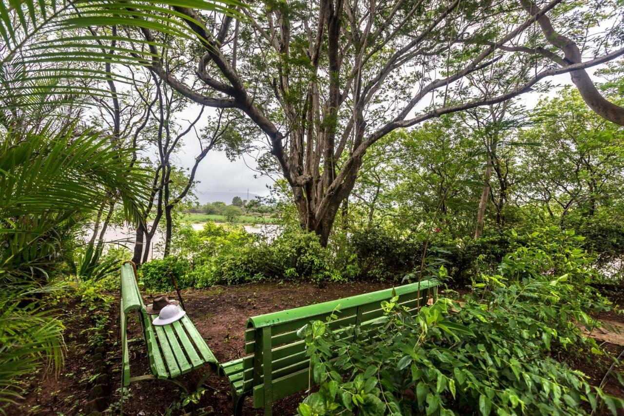 SaffronStays Firdaus Baug Khamshet Exteriör bild
